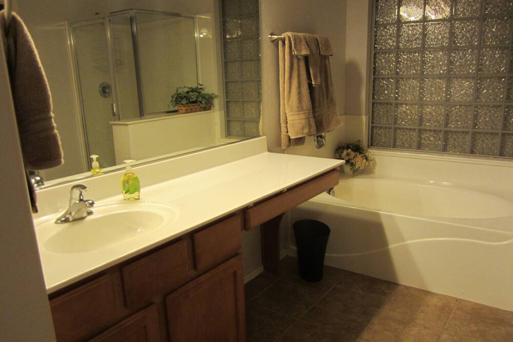 Photo of Bedroom in Goodyear