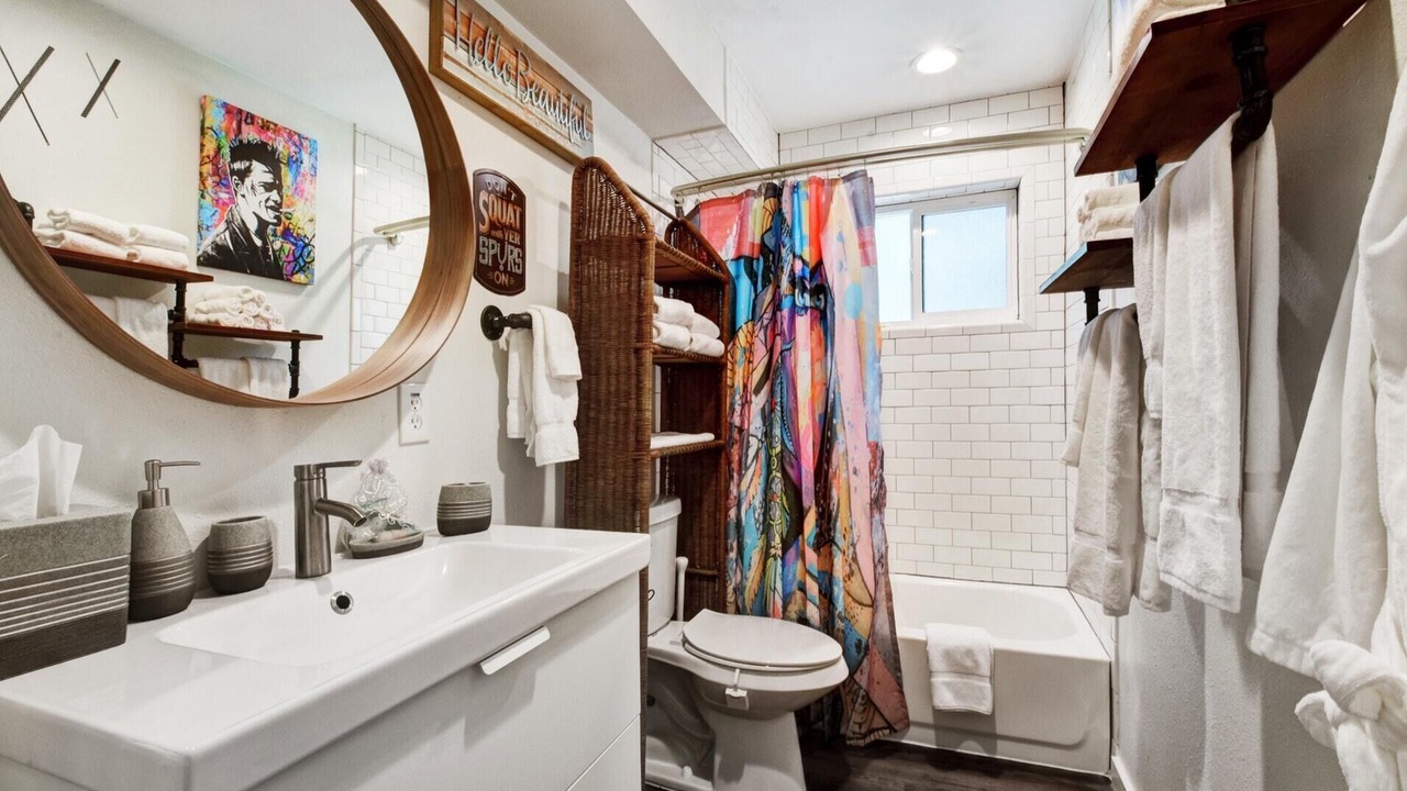 Photo of Bathroom in Hyde Park