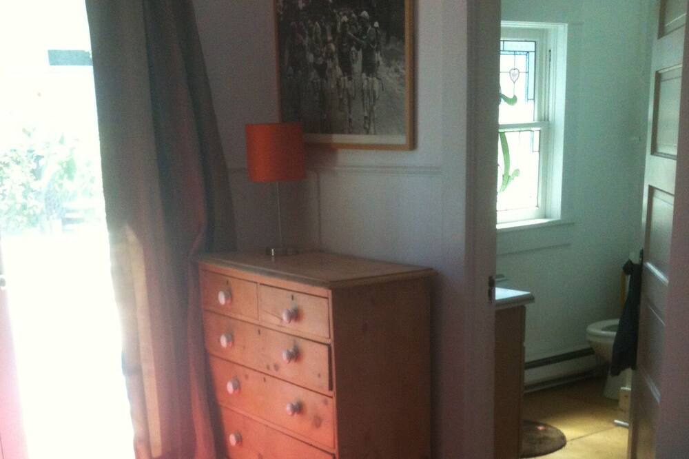 Photo of Others in Cashmere