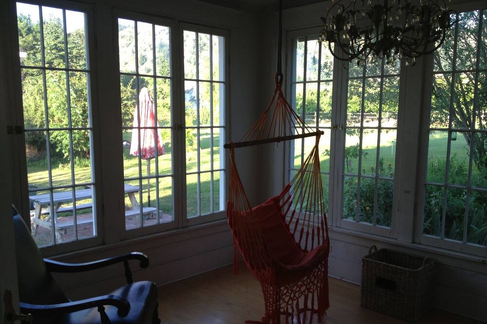 Photo of Outdoor in Cashmere