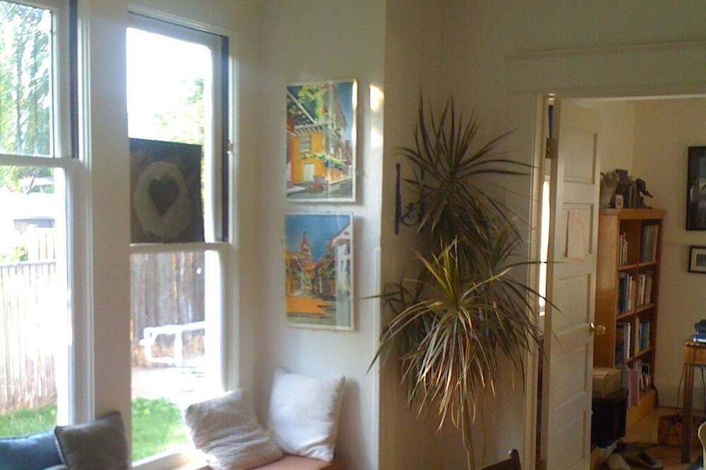 Photo of Others in Cashmere