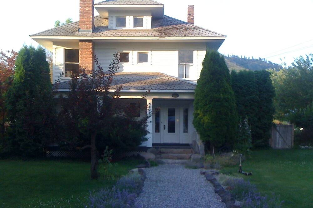 Photo of Others in Cashmere