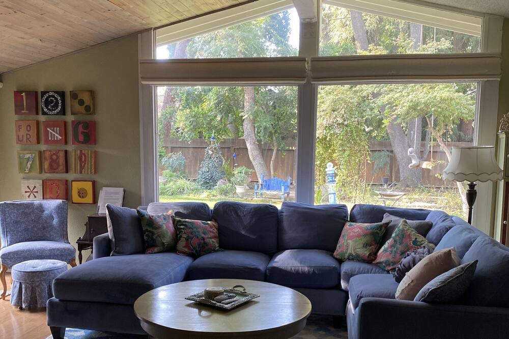 Photo of Livingroom in Fresno