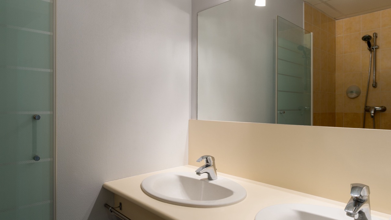 Photo of Bathroom in Montbazon
