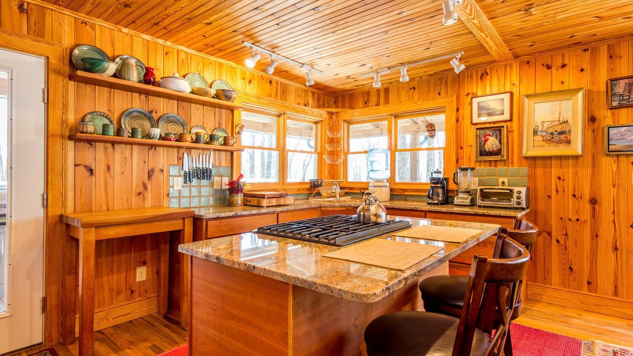 Photo of Kitchen in Chimney Rock