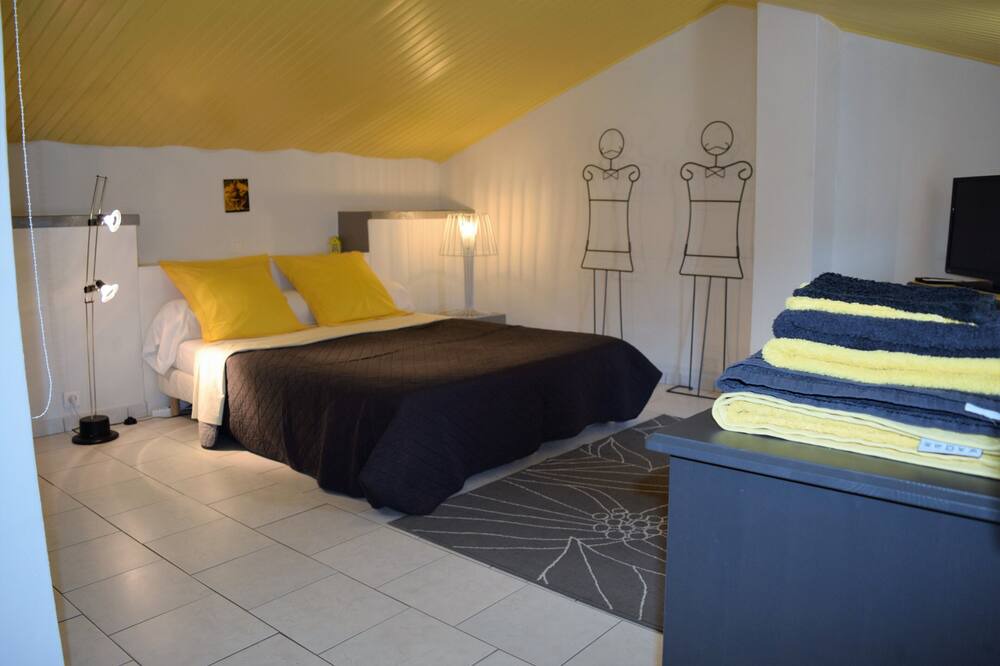 Photo of Bedroom in Valreas