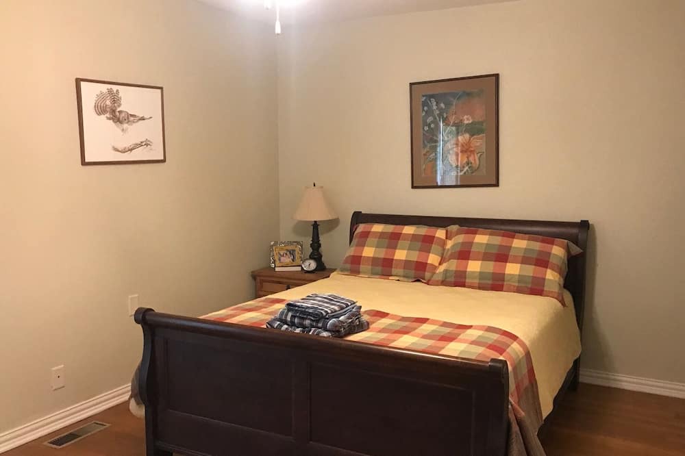 Photo of Bedroom in Lakeland