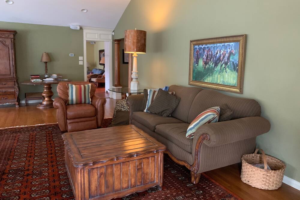 Photo of Livingroom in Lakeland