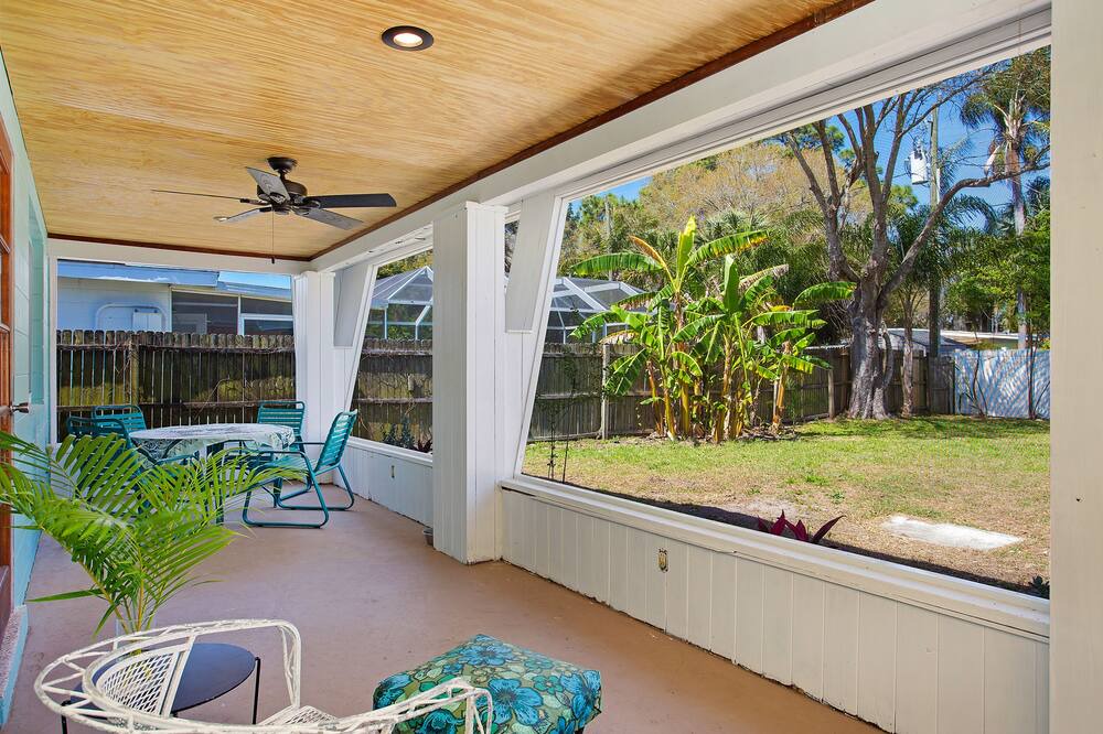 Photo of Patio Balcony in Laurel