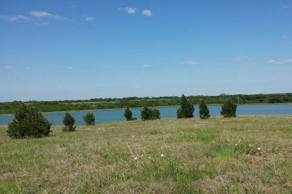 Photo of Others in Farmersville