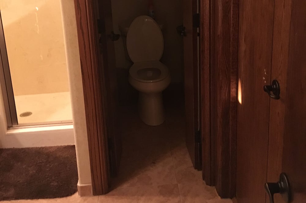 Photo of Bathroom in Farmersville