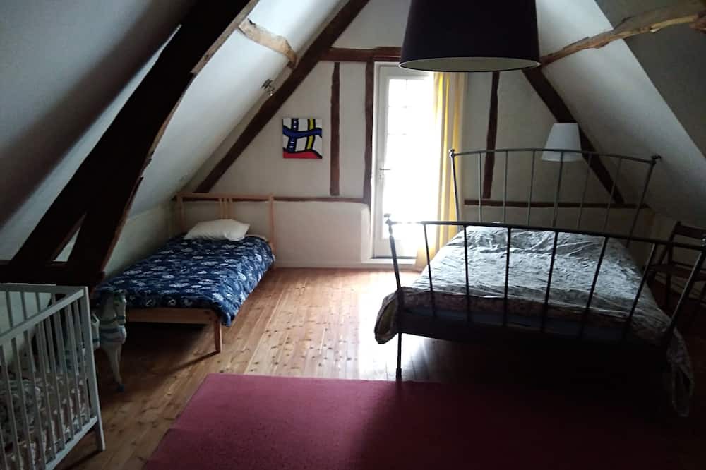 Photo of Bedroom in Saint-Cyr-la-Campagne