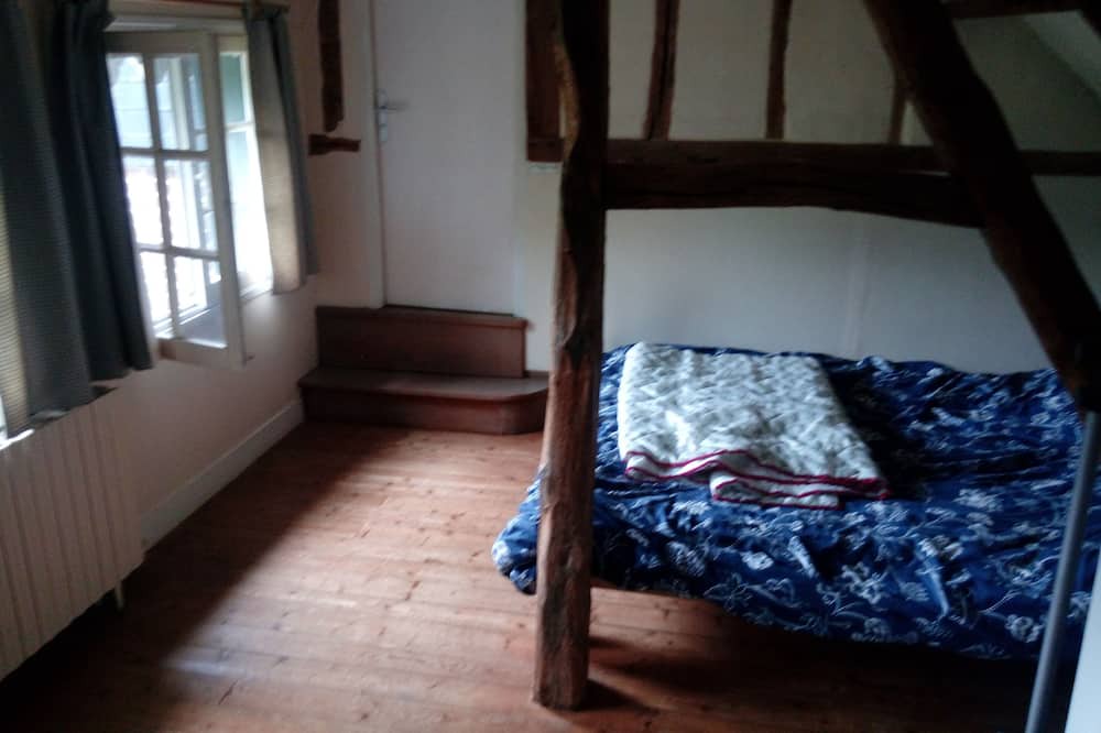Photo of Bedroom in Saint-Cyr-la-Campagne
