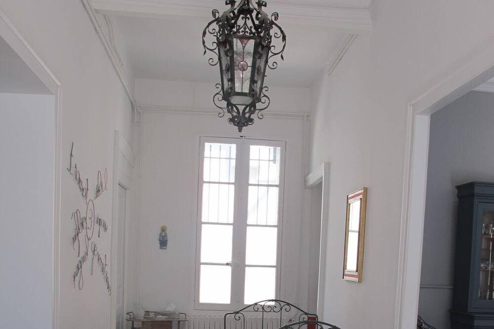 Photo of Livingroom in Historic Centre