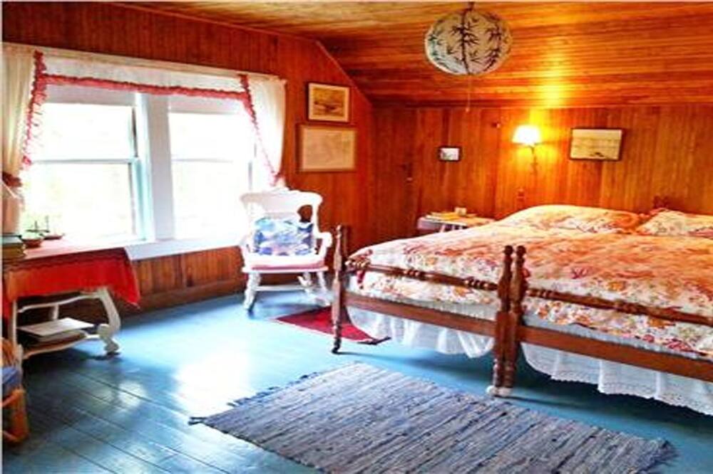 Photo of Bedroom in Woods Hole