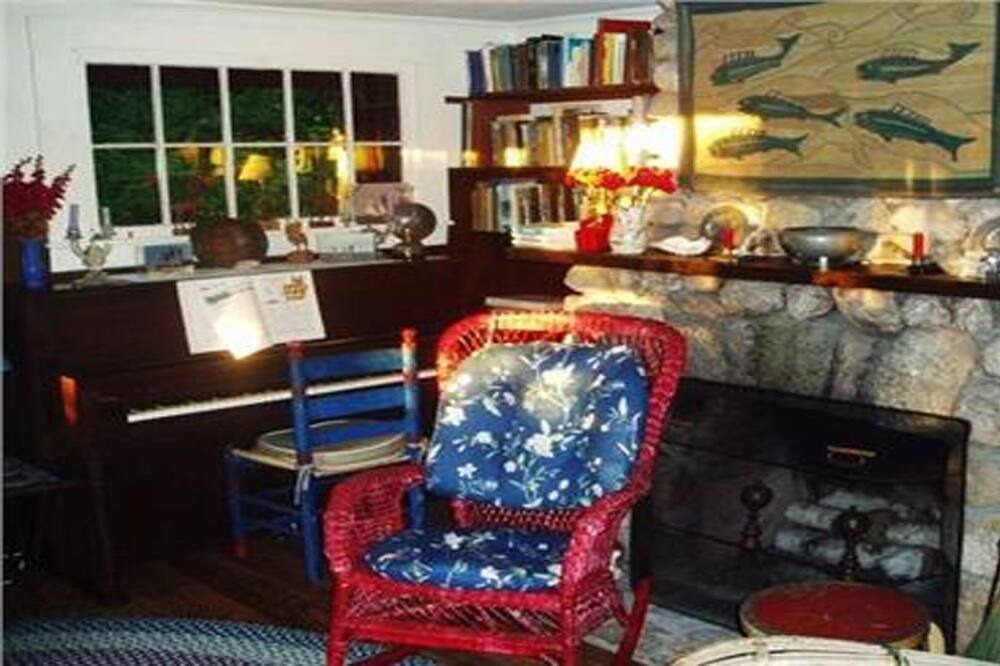 Photo of Others in Woods Hole