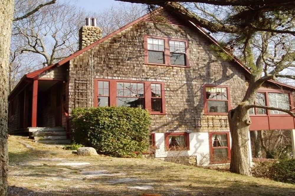 Photo of Outdoor in Woods Hole