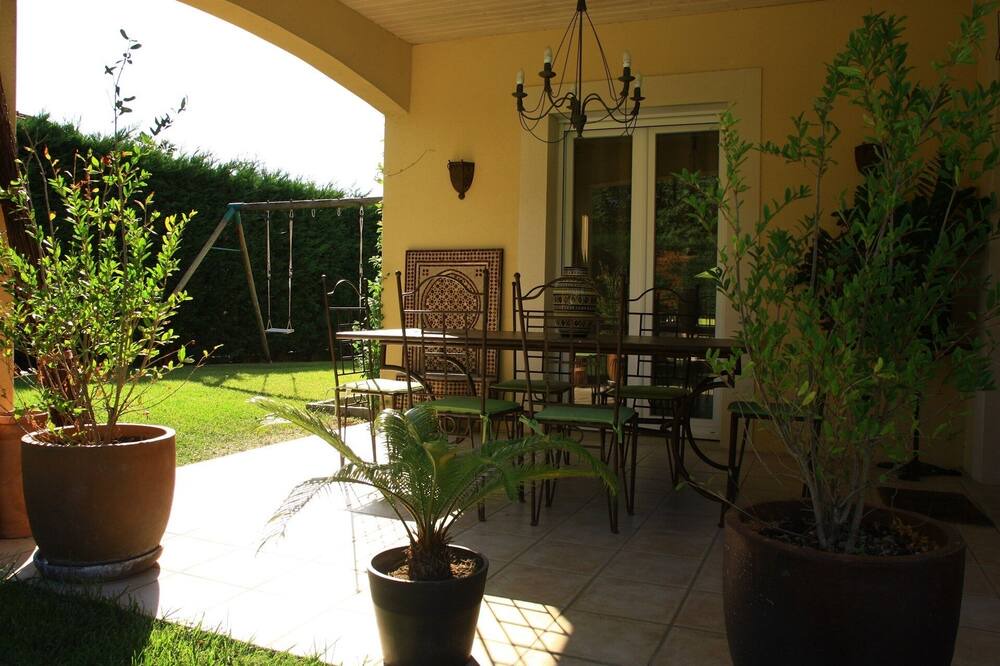 Photo of Patio Balcony in Saint-Jean