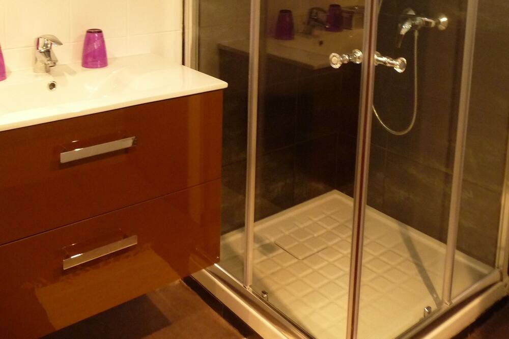 Photo of Bathroom in Saint-Antonin Noble Val