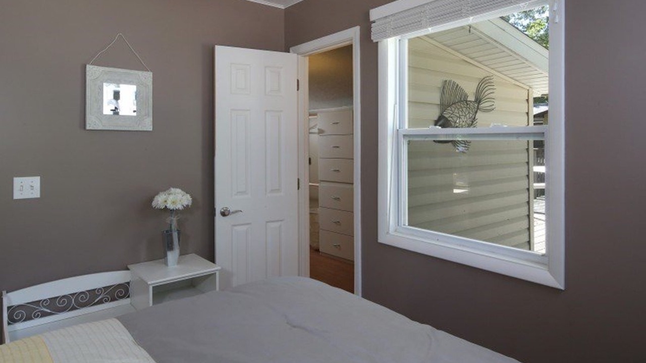Photo of Bedroom in Gravois Mills