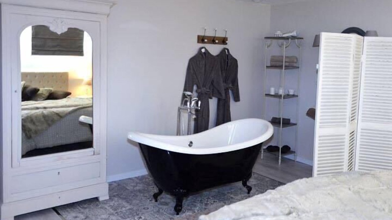 Photo of Bathroom in Beaumetz-les-Aire