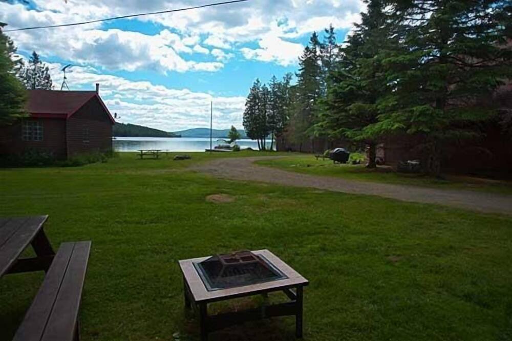 Photo of Others in Oquossoc