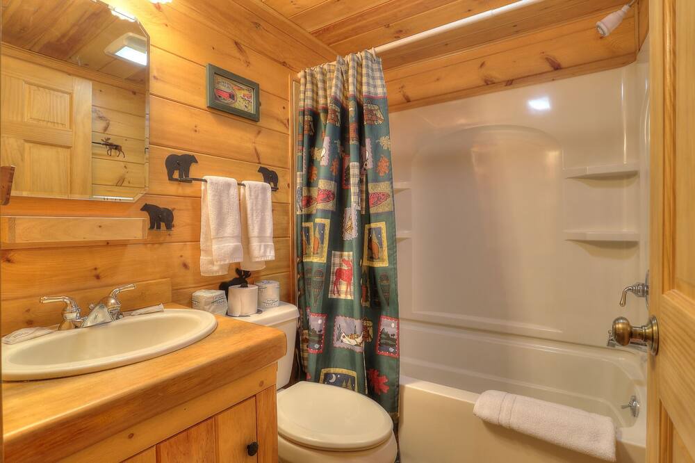 Photo of Bathroom in Oquossoc