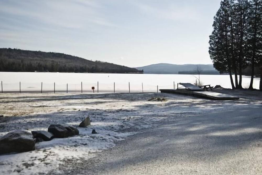 Photo of Others in Oquossoc