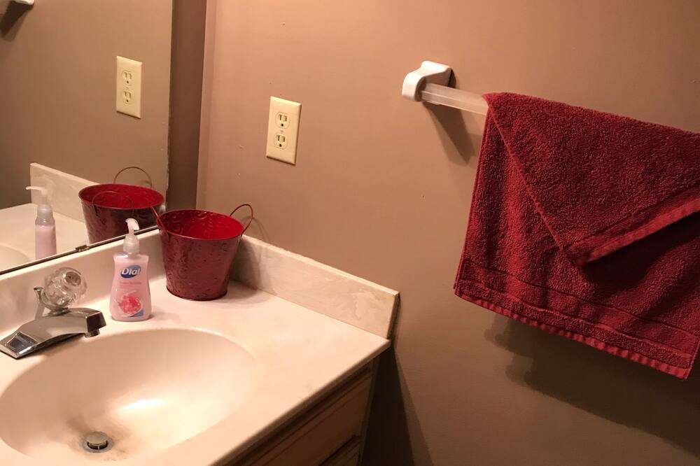 Photo of Bathroom in Pawhuska