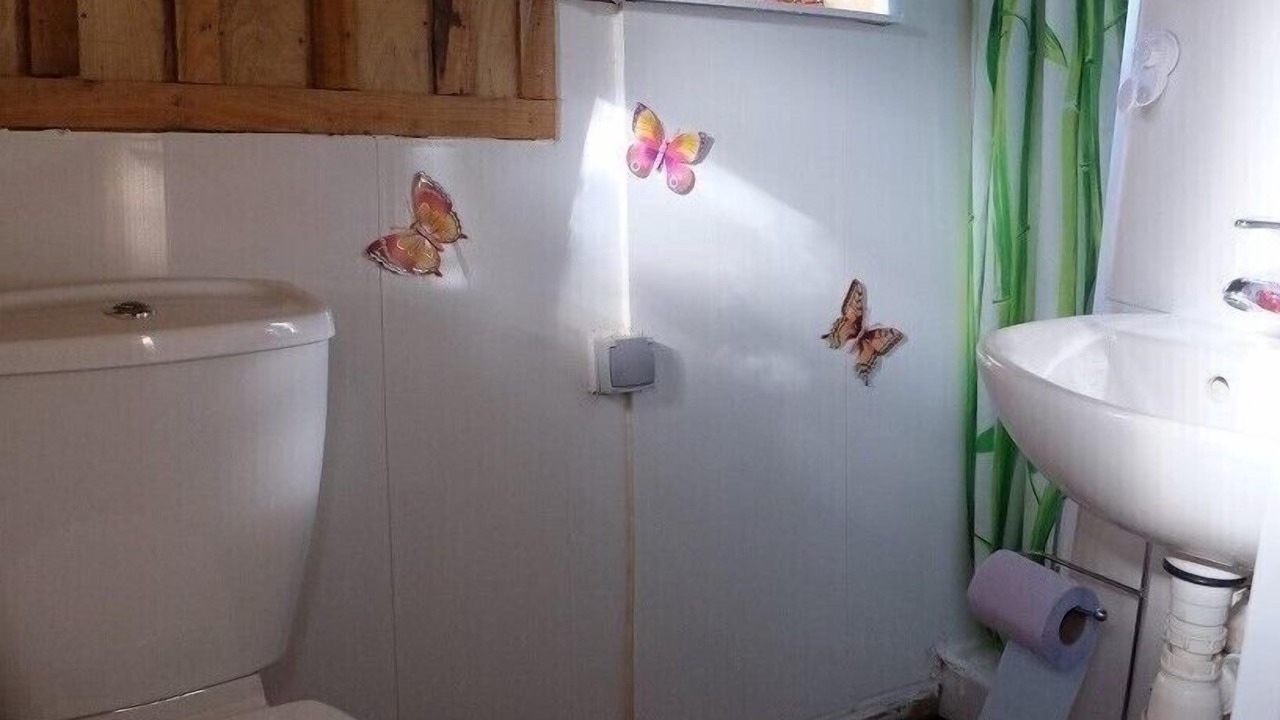 Photo of Bathroom in Saint-Thomas-de-Courceriers