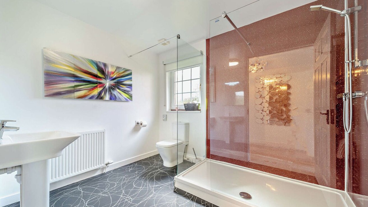 Photo of Others in Tillicoultry