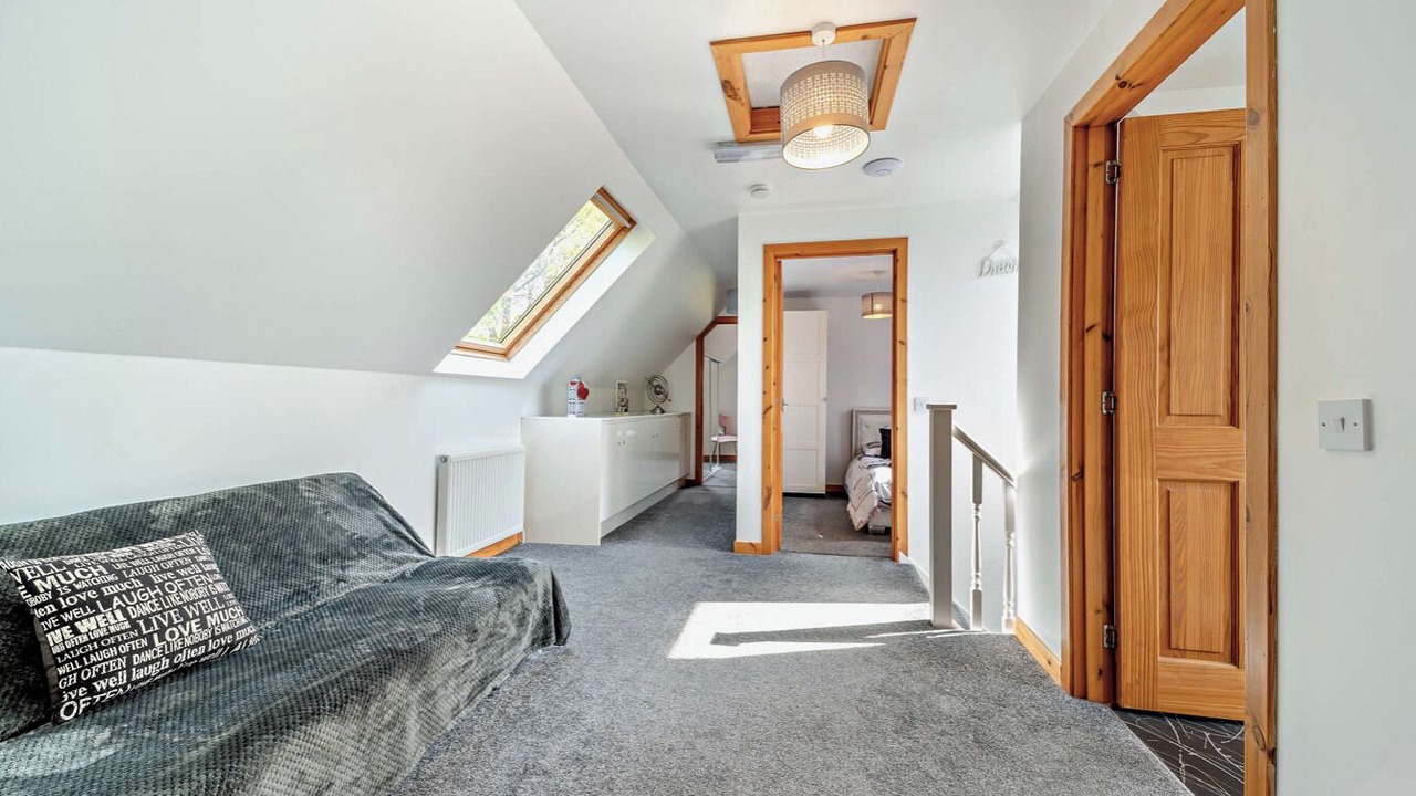 Photo of Others in Tillicoultry