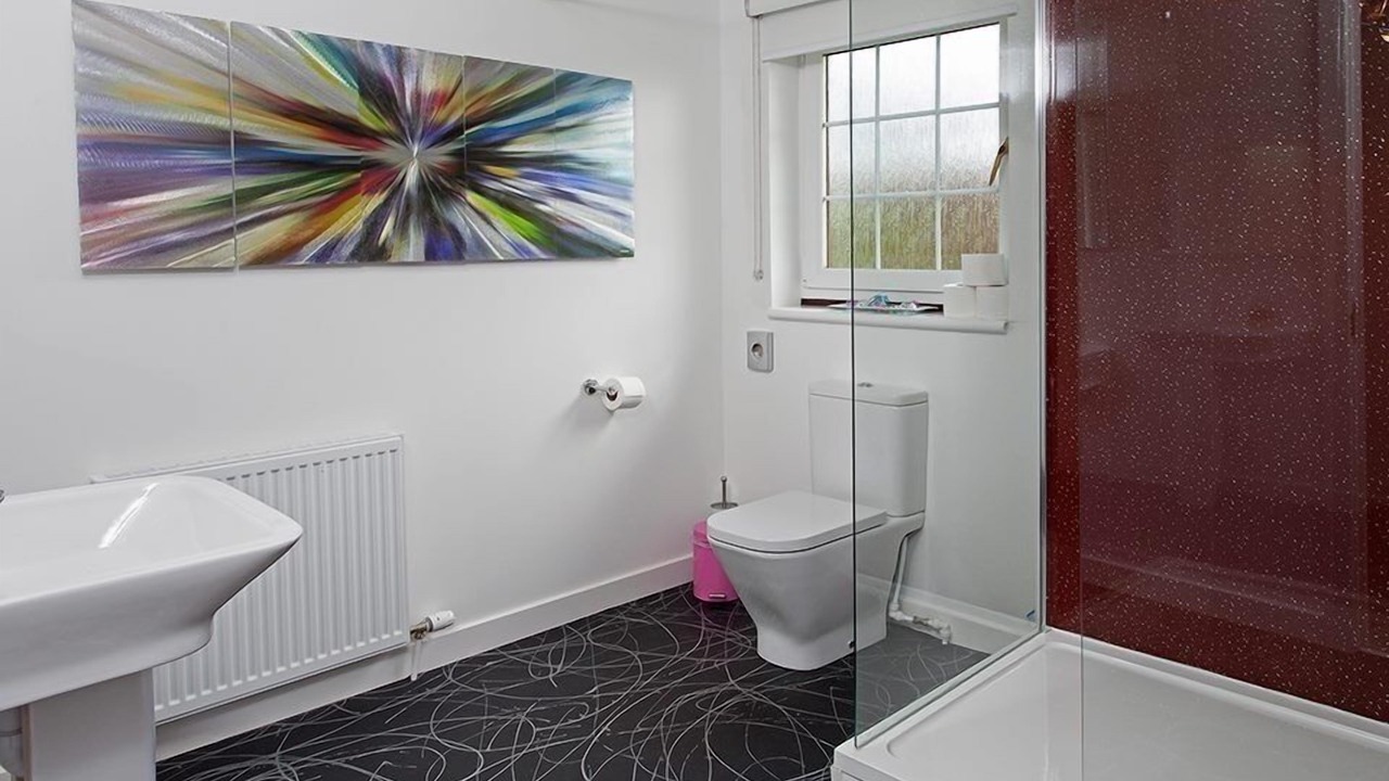 Photo of Bathroom in Tillicoultry