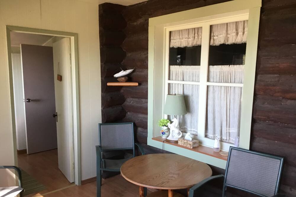 Photo of Bedroom in Victoria Beach