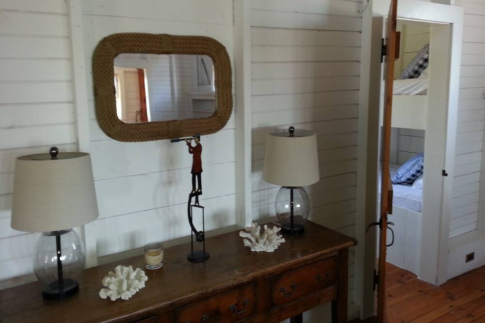 Photo of Bedroom in Warren Landing