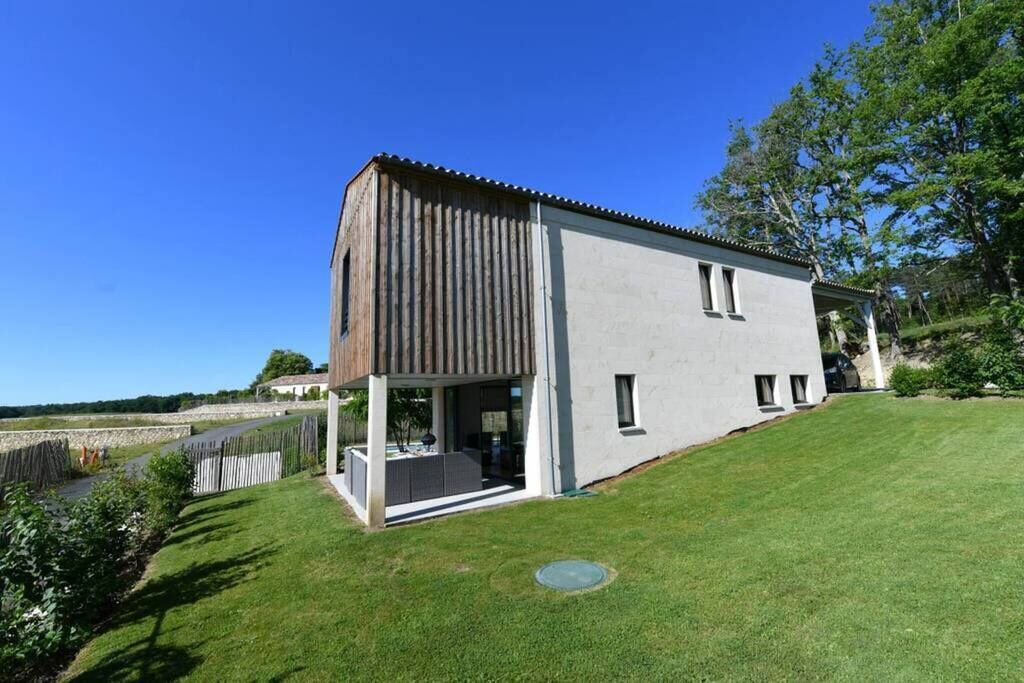 Photo of Outdoor in Gardegan-et-Tourtirac