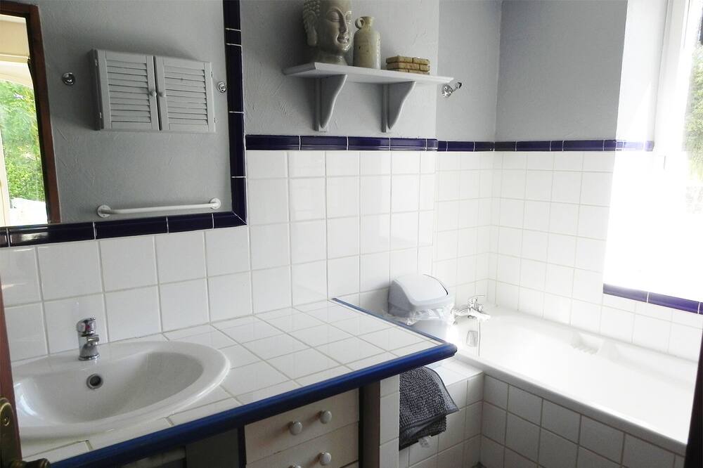 Photo of Bathroom in Les Vans