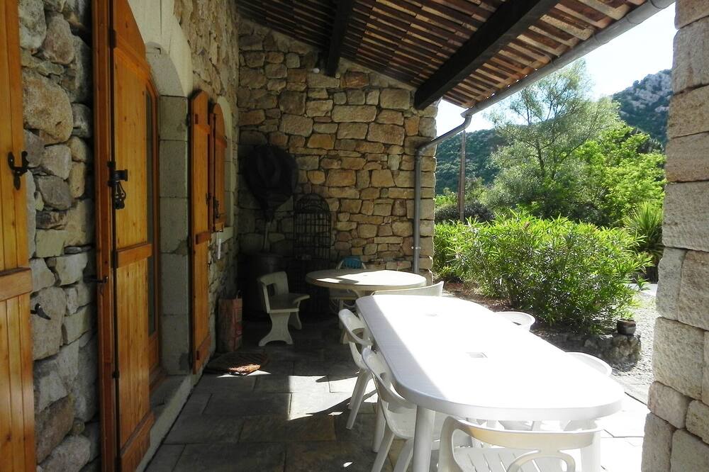 Photo of Patio Balcony in Les Vans