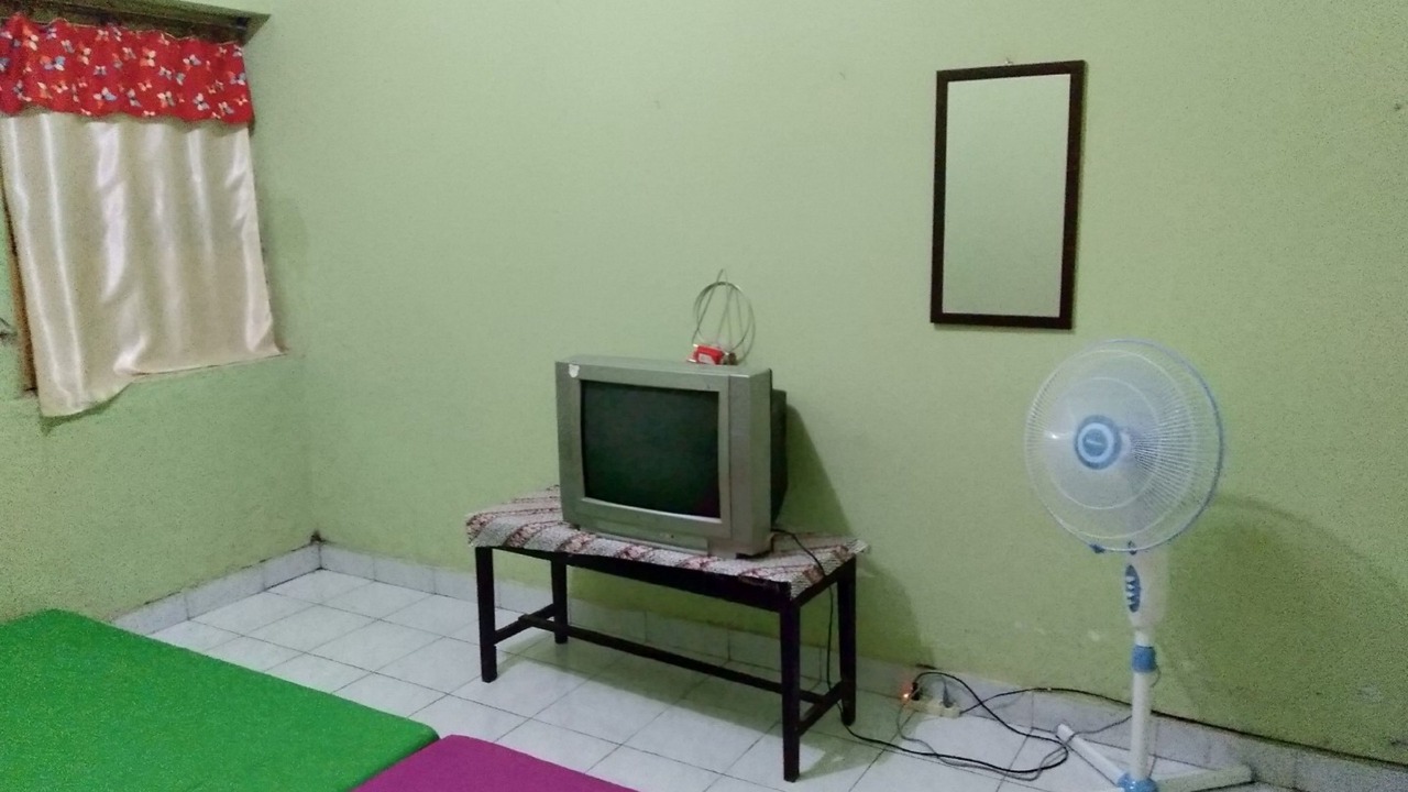 Photo of Bedroom in Srimulyo