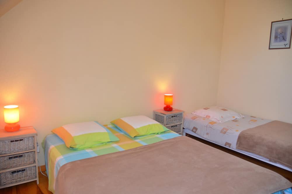 Photo of Bedroom in Villiers-Saint-Georges