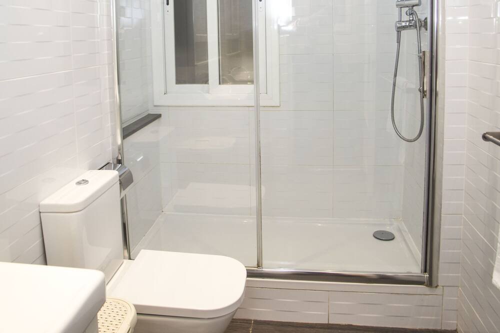 Photo of Bathroom in El Poble-sec