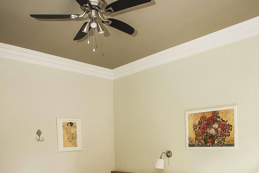 Photo of Bedroom in El Poble-sec