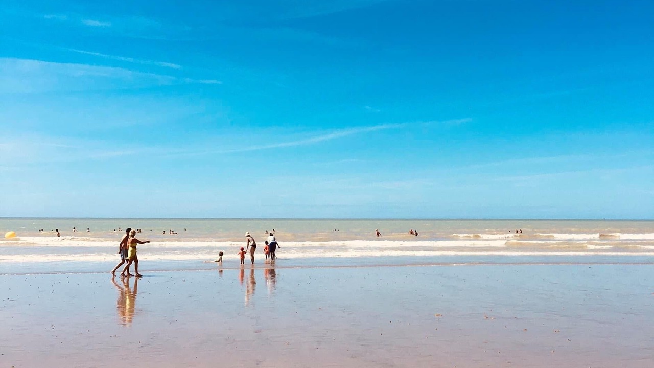 Photo of Human In Picture in Mesnil-Val-Plage