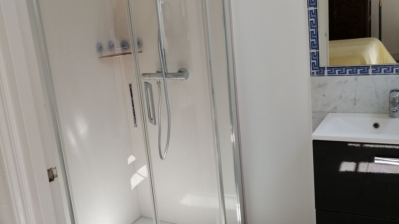 Photo of Bathroom in Appoigny