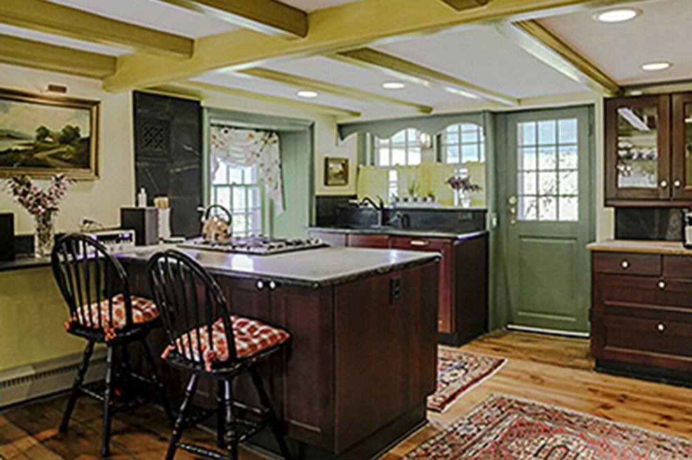 Photo of Kitchen in Ulster Park