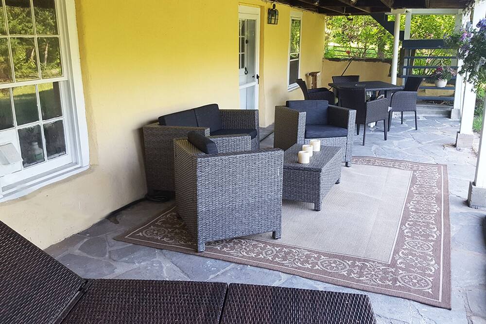 Photo of Patio Balcony in Ulster Park