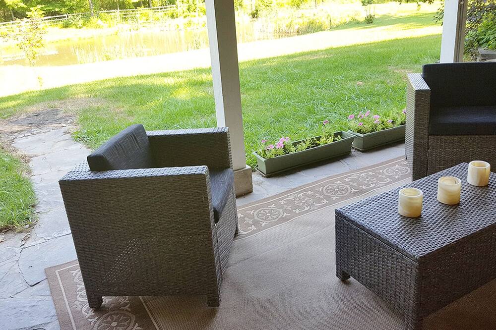 Photo of Patio Balcony in Ulster Park