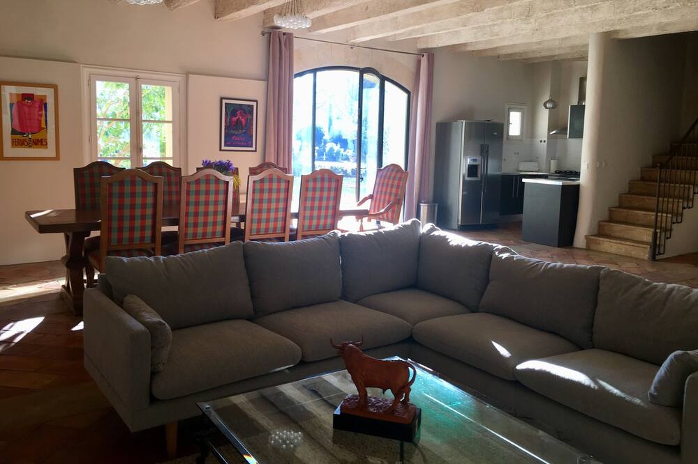Photo of Livingroom in Bellegarde