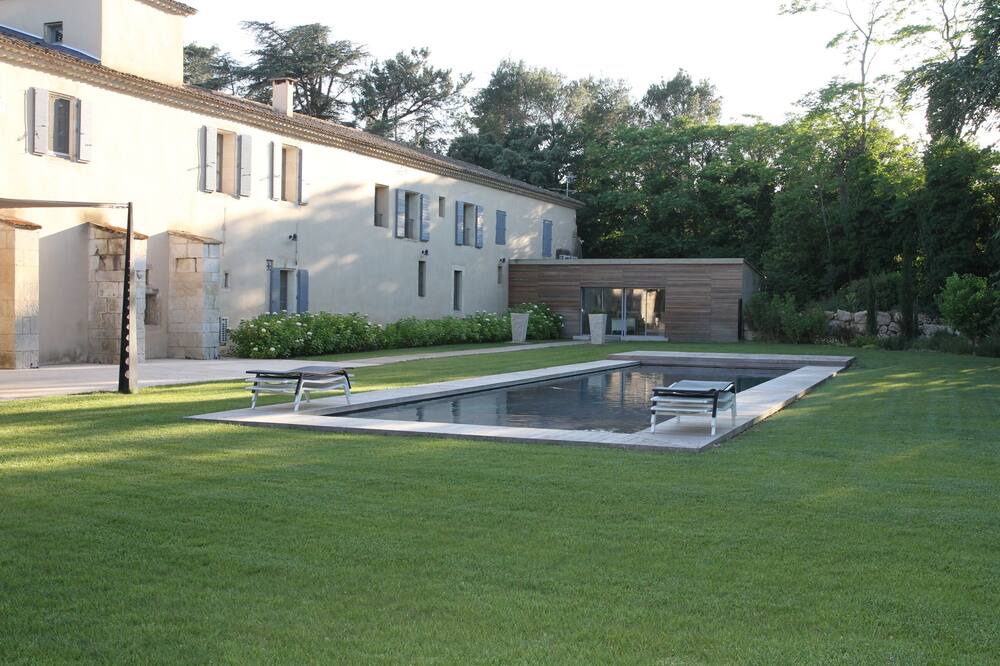 Photo of Outdoor in Bellegarde