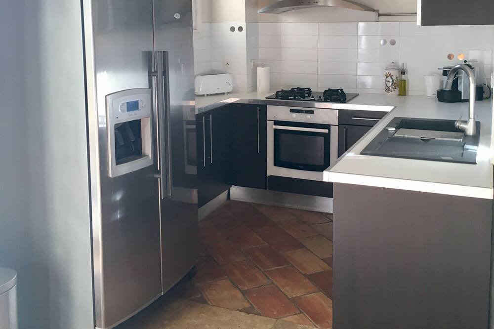 Photo of Kitchen in Bellegarde
